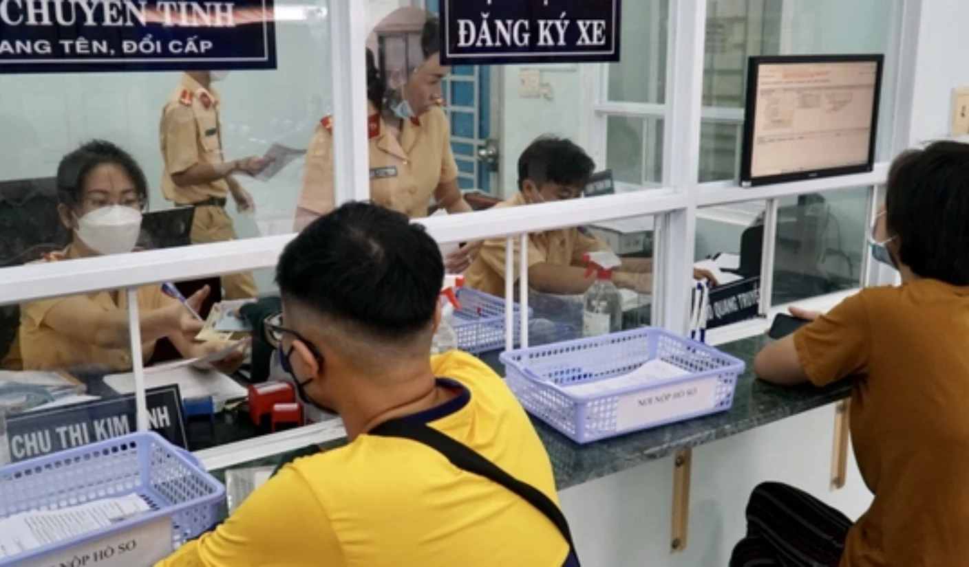Thời gian cấp biển số mới là từ 7 - 10 ngày làm việc