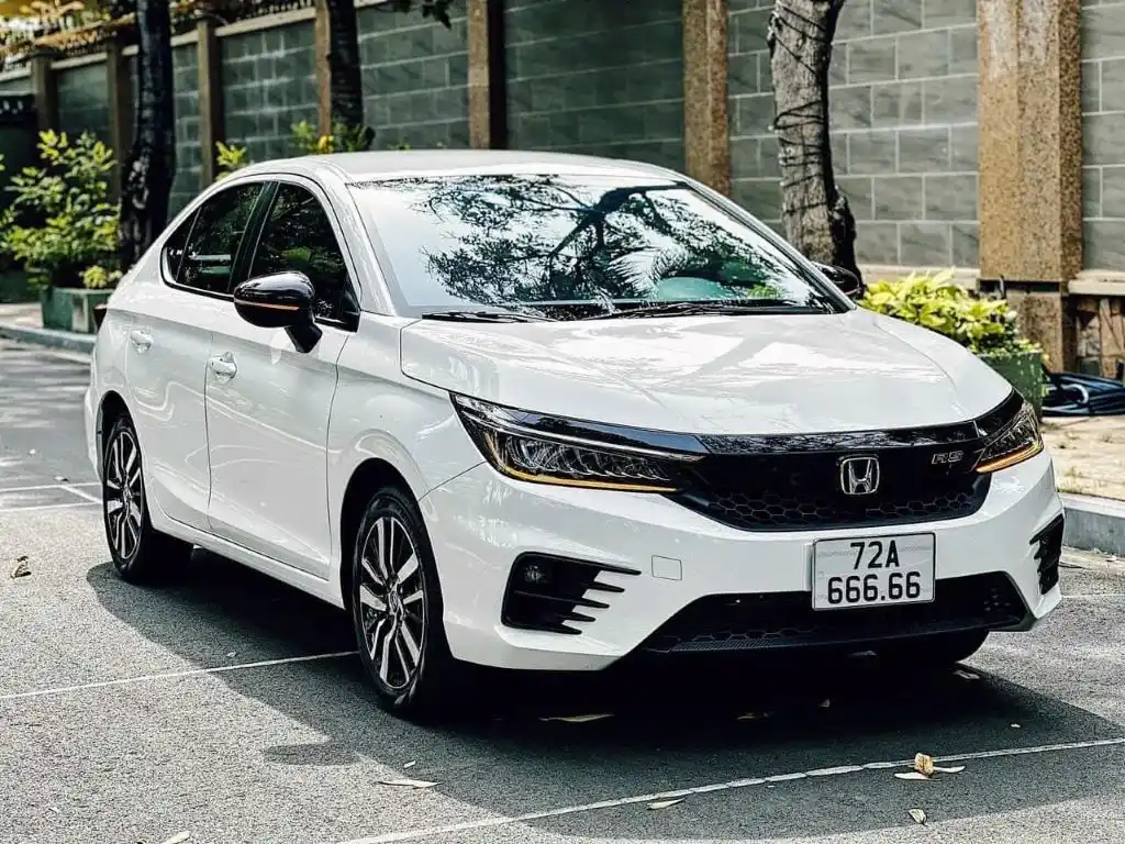 Biển số xe ngũ quý 6 (chứa con số hợp tuổi Bính Ngọ) mang đến tài lộc, thịnh vượng