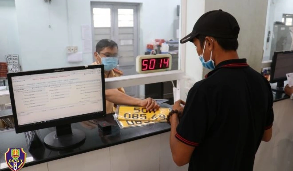 Sau khi hình thức đấu giá tổ chức, tỷ lệ bấm trúng biển xấu tăng cao