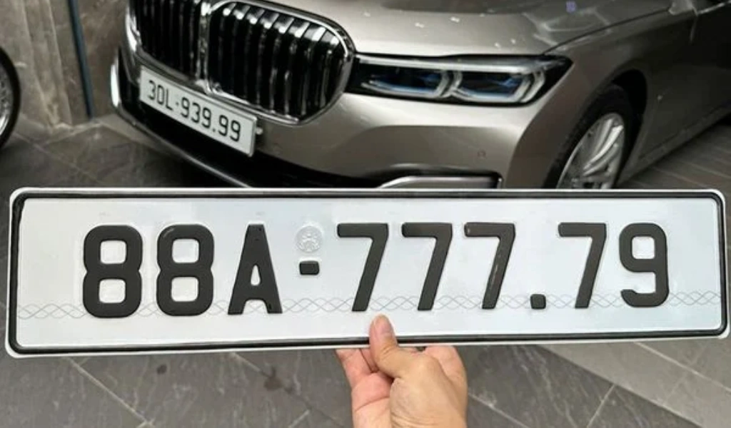 Biển nền trắng 88A được áp dụng cho xe cá nhân, tổ chức không tham gia kinh doanh vận tải