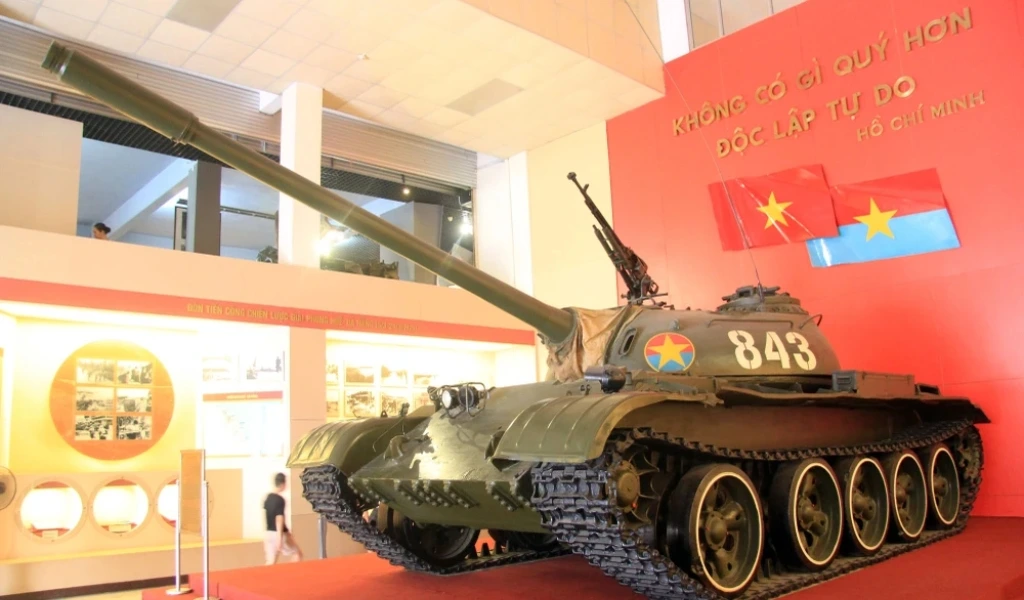 Xe tăng mang số hiệu 843 với tinh thần “thần tốc – quyết thắng”, trở thành biểu tượng của sự tiên phong và tinh thần bất khuất