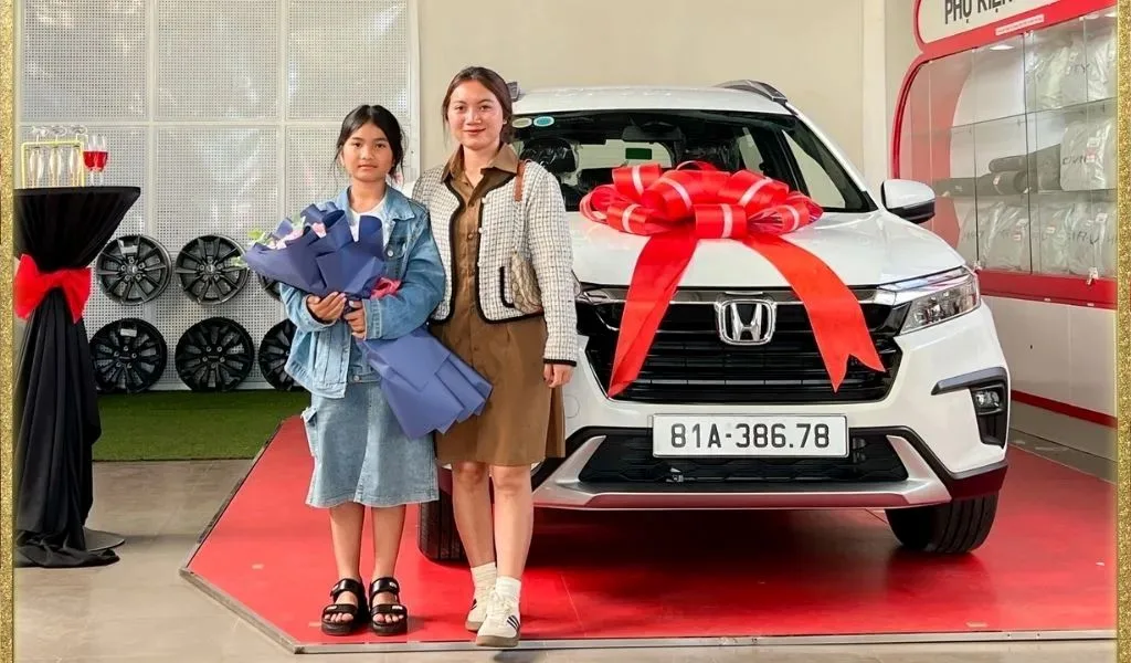 Biển số 81A nền trắng dùng cho xe thuộc quyền sở hữu cá nhân, tổ chức không kinh doanh