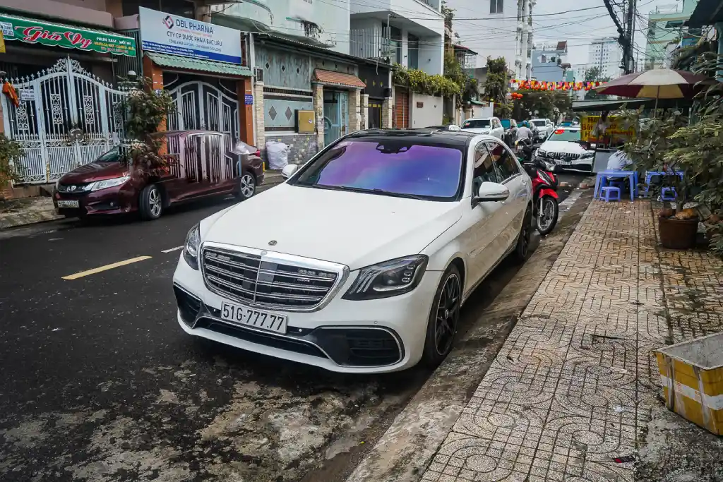 Biển ngũ quý 7 hợp mệnh, dễ nhớ, để lại ấn tượng tốt